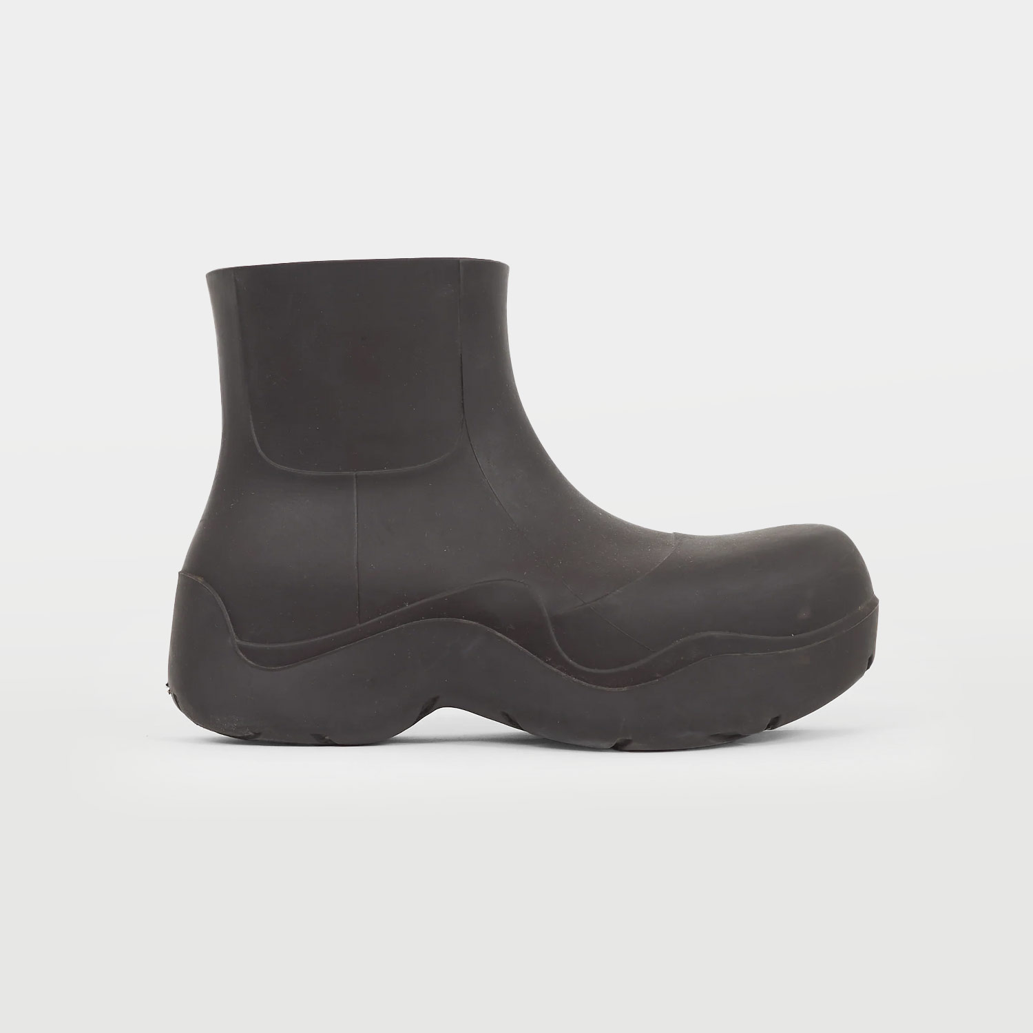 BOTTEGA VENETA ボッテガヴェネタ　パドルブーツ　レインブーツ　36 楽天市場】BOTTEGA VENETA ボッテガヴェネタ ブーツ THE PUDDLE BOOTS