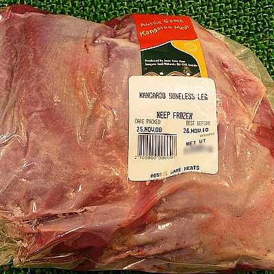 カンガルー肉　ボンレスレッグ（骨無もも肉） (直輸入品) -KR020