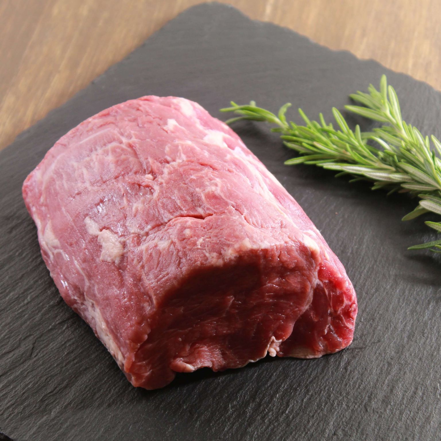 フィレミニョン、テンダーロイン ブロック、 オーストラリア牛肉、 グラスフェッド 牧草牛 （500g）Filet Mignon Tenderloin Grass-fed Australia (about 500g) SKU109