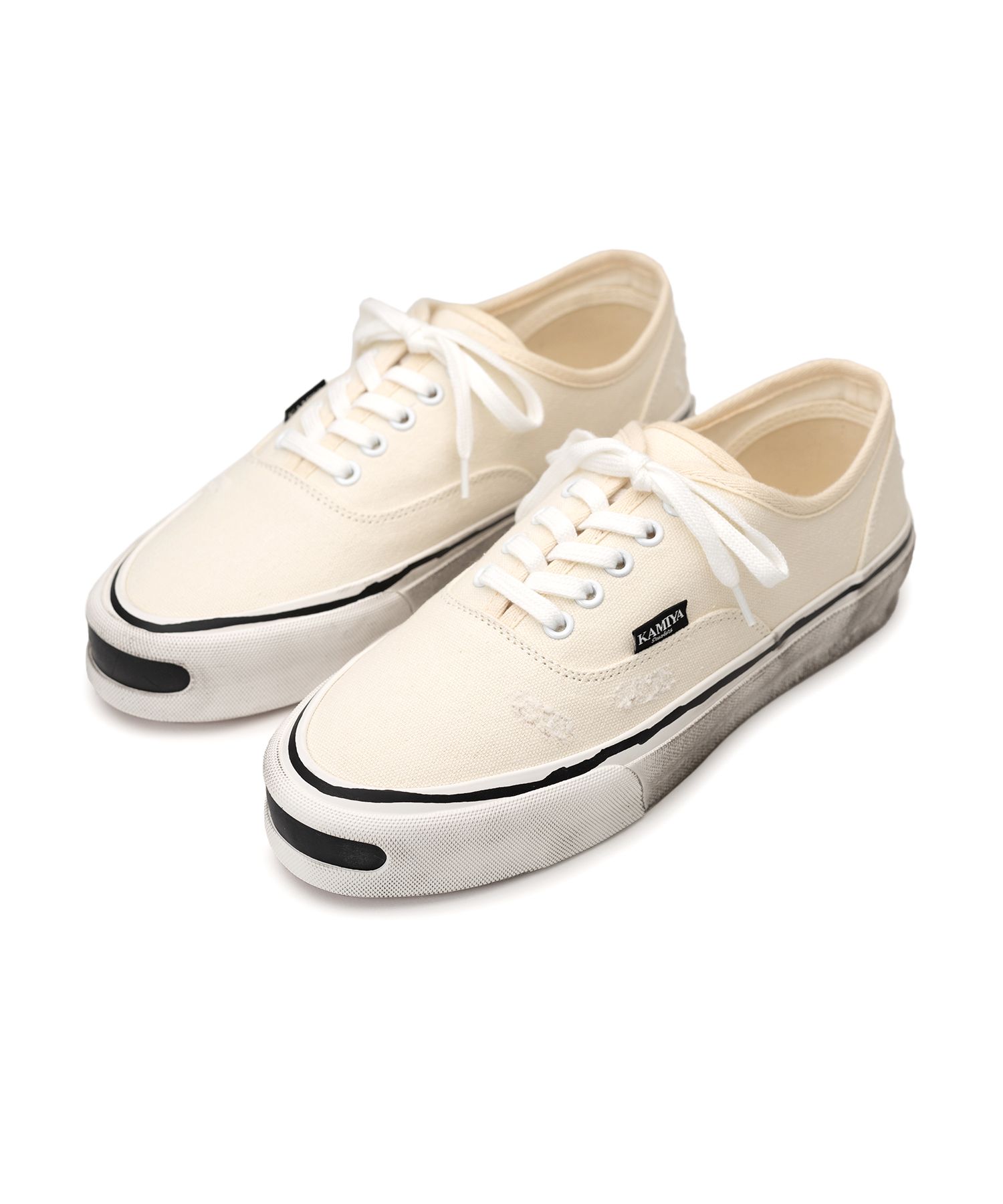 【正規取扱店】KAMIYA スニーカー HERC Distressed Vulcanized Sneaker WHITE(カミヤ)
