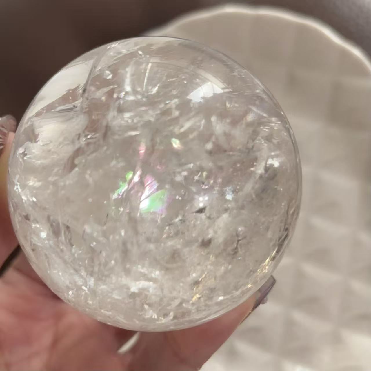 大 天然石 アイリスクォーツ スフィア 本水晶 虹水晶 レインボー 62.5mm｜The Voyages