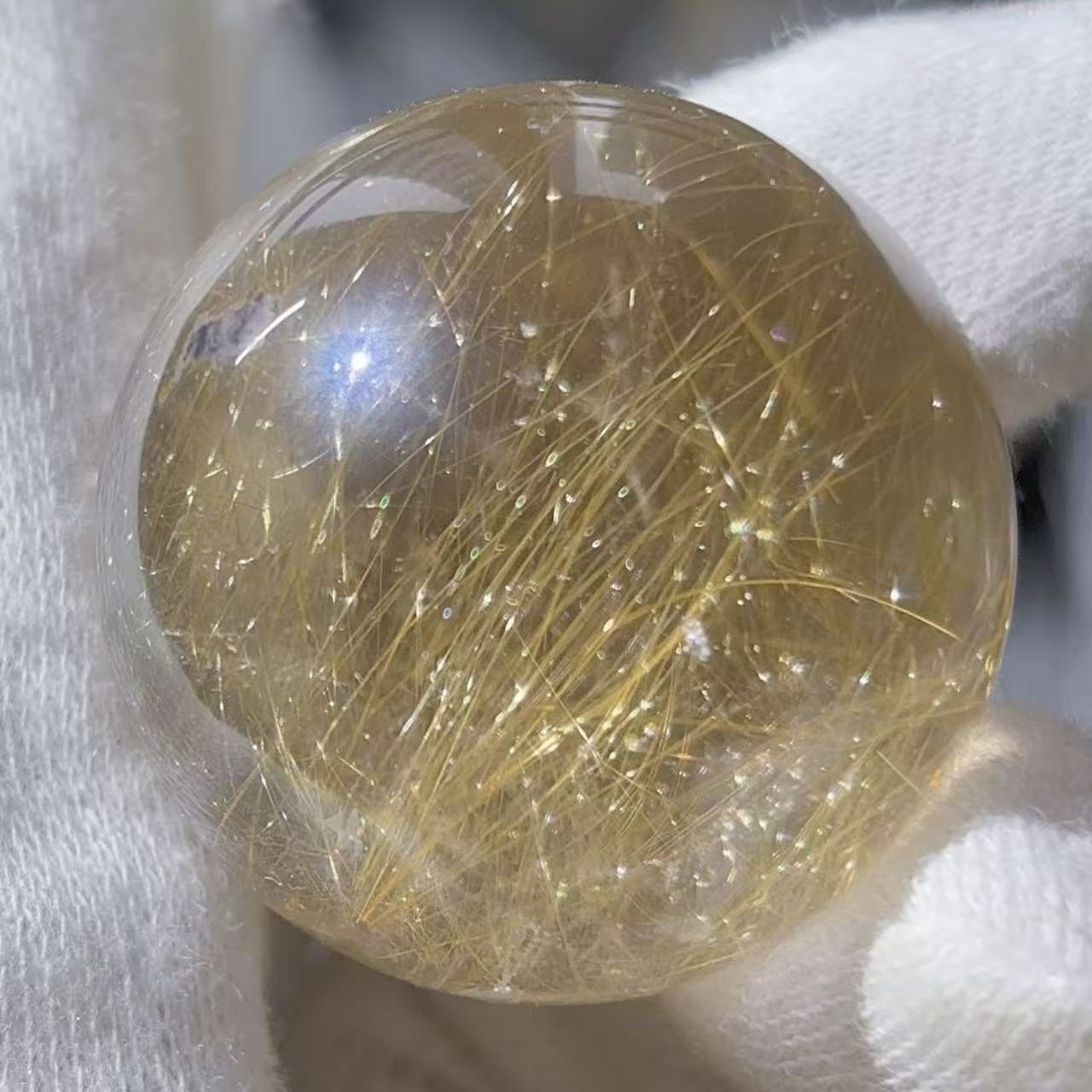 高透明 天然石 ゴールド ルチル クオーツ スフィア 30.9mm 丸玉 置物 金運 運気アップ 金針水晶 ハイグレード No309｜The Voyages