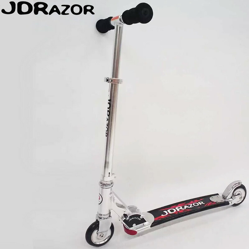 JD RAZOR ジェイディレーザー キックスケーター 子供用 子ども用 大人用 シルバー×ブラック 折りたたみ式 耐荷重70kg GS-300【新品】 二輪キックボード 折り畳み式 7,239円