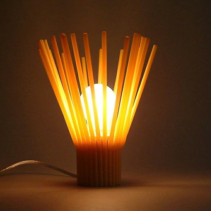 【abode*】STRAW - Table Lamp ストローのランプ!？ 送料無料 abode アボード カラーストロー ランプ 照明 オレンジ ホワイト レッド ブラック おしゃれ ユニーク SDGs