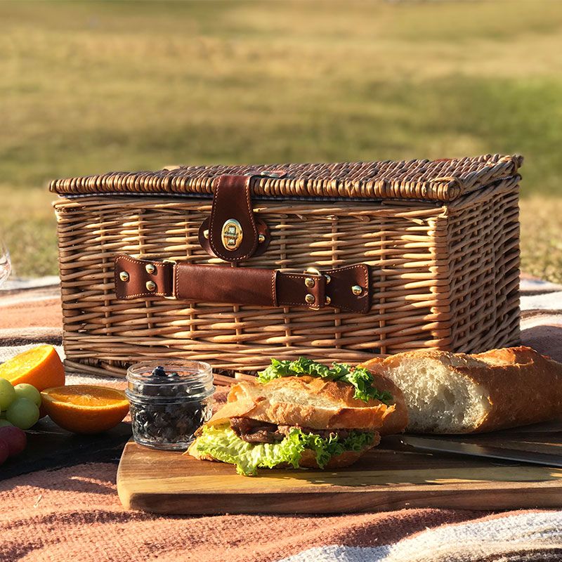 ランキング ピクニック 収納 天然素材 ハンドメイド 柳 かごバッグ バスケット 保冷保温シート付 ピクニックバスケット トランク型トかご アウトドア 保冷バッグ 保温 保冷 おしゃれ 北欧 ナチュラル トランク Ch 705 3cp Www Hostaljobs Com