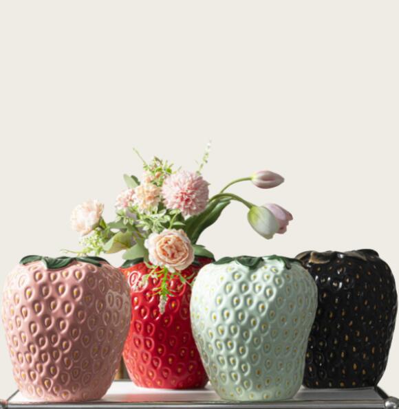 楽天市場】花瓶 おしゃれ 陶器 いちご型 可愛い かわいい ins イチゴ
