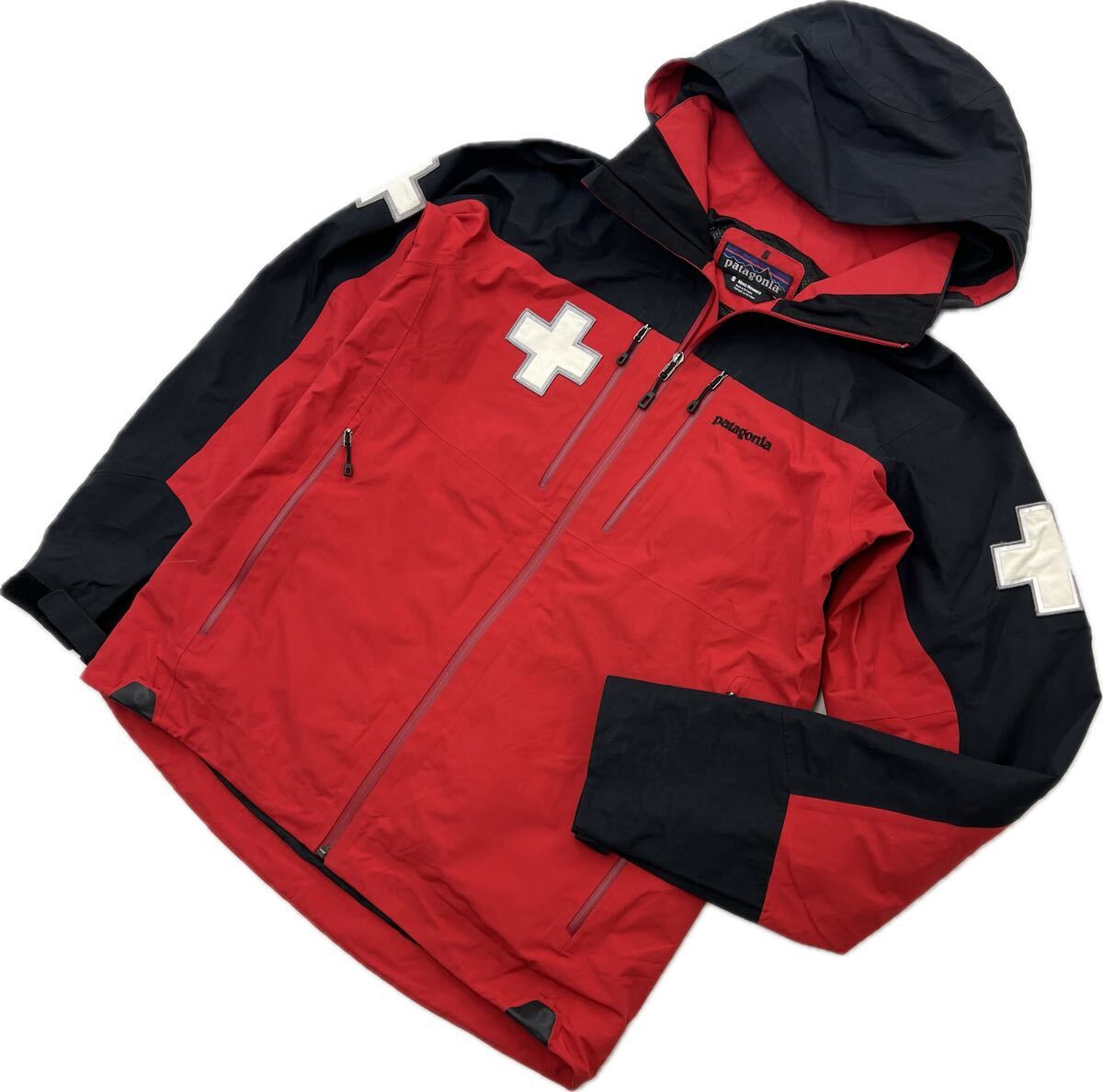 【中古】 patagonia ☆ パタゴニア 2011 ナショナルスキー パトロールジャケット ゴアテックス ブラック レッド S 秋冬 希少 アウトドア ■BJ235｜MYSTERIES店