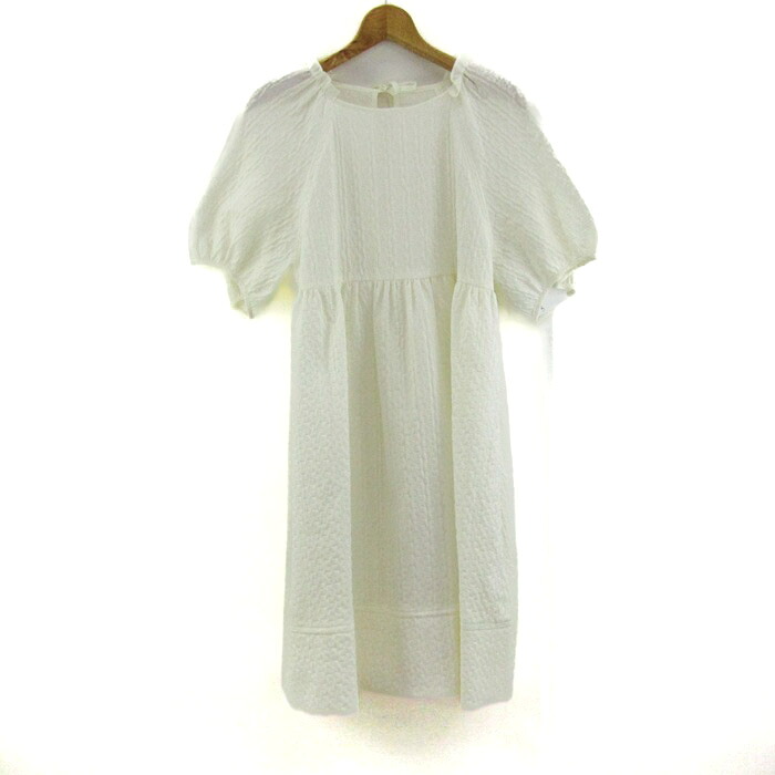 【39％OFFクーポン配布中 7/19 20:00～7/26 01:59】ユニバーバルミューズ ワンピース トップス 五分袖 未使用品 レディース 2サイズ ホワイト UNIVERVAL MUSE 【中古】｜Thumbs-up
