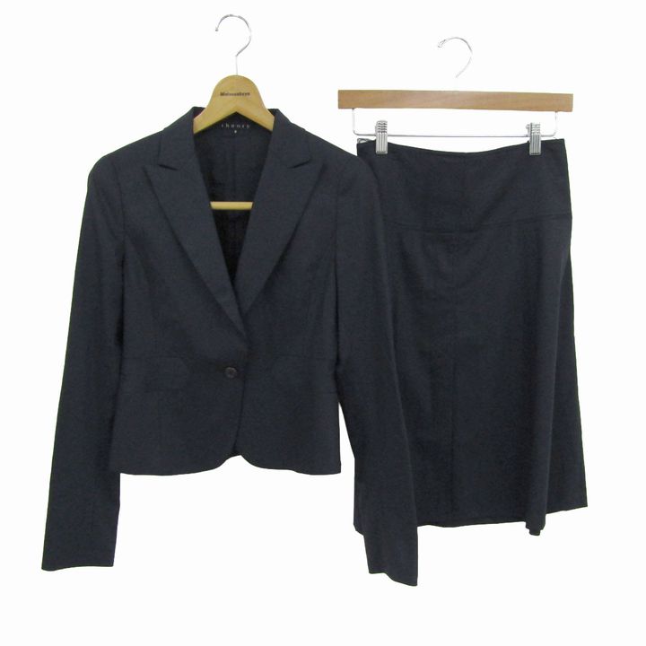 【39％OFFクーポン配布中 7/19 20:00～7/26 01:59】セオリー セットアップ 上下セット ジャケット スカート 日本製 レディース Feb-00サイズ ネイビー theory 【中古】｜Thumbs-up