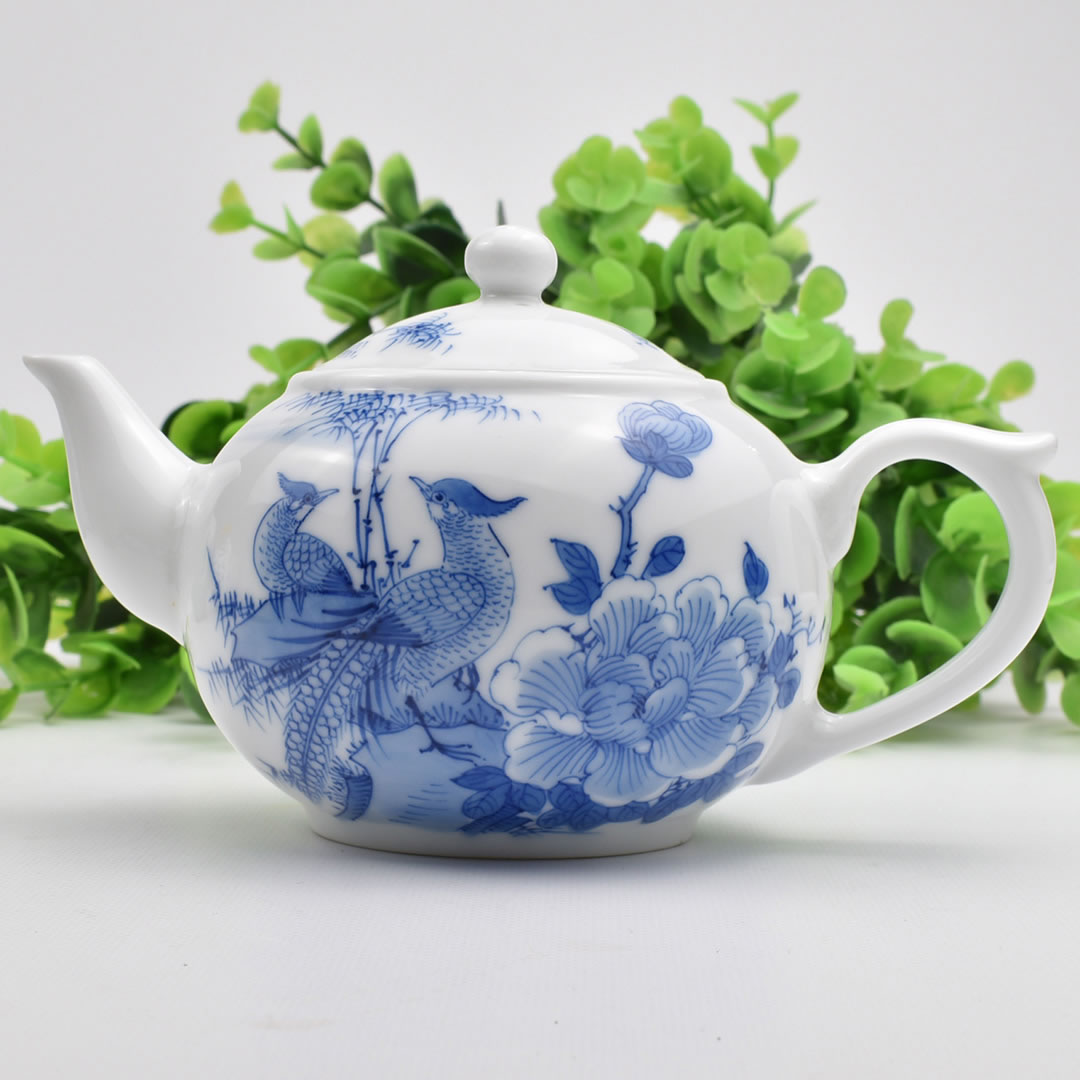景徳鎮青花茶壺 錦上添花壺  190ml（満水240ml）