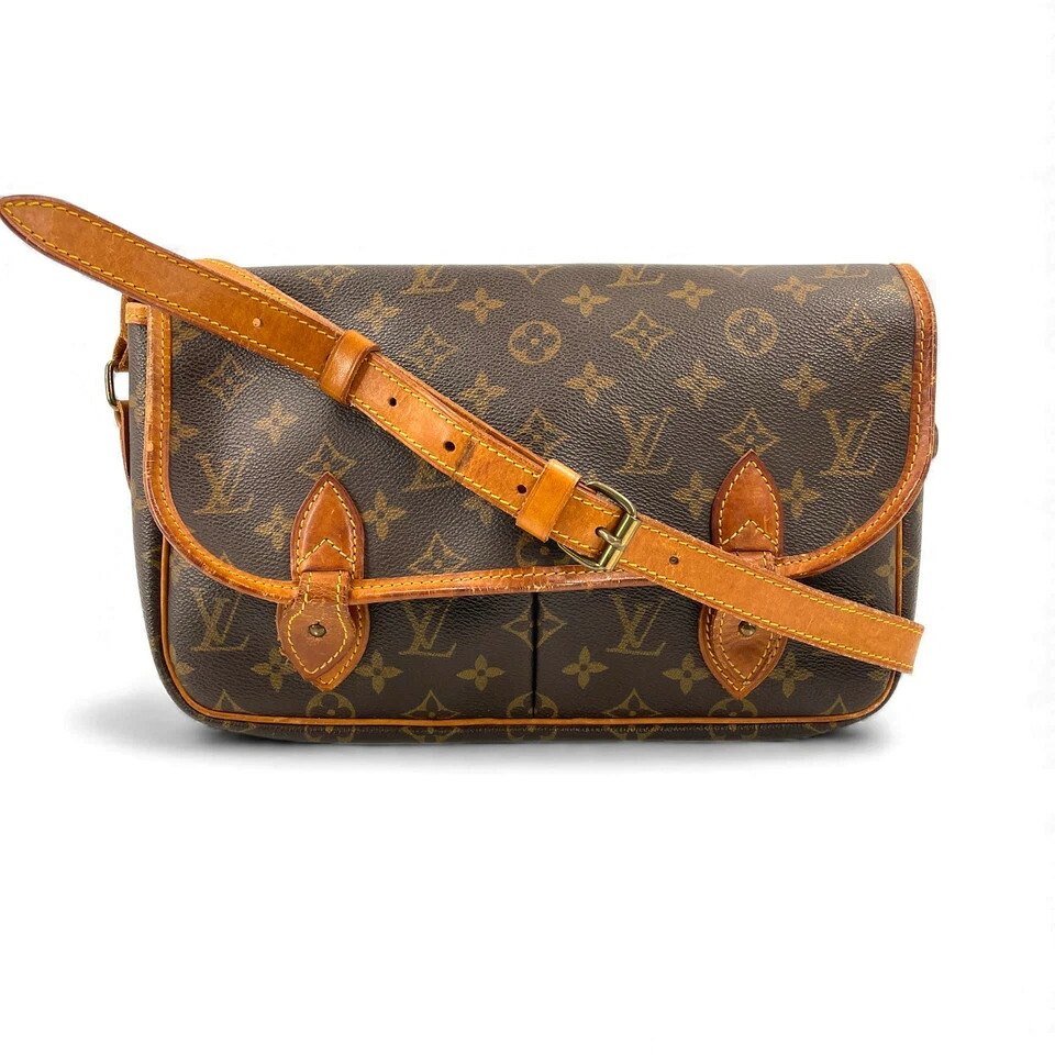 【中古】LOUIS VUITTON モノグラム ジベシエール MM M42247 ユニセックス ショルダーバッグ