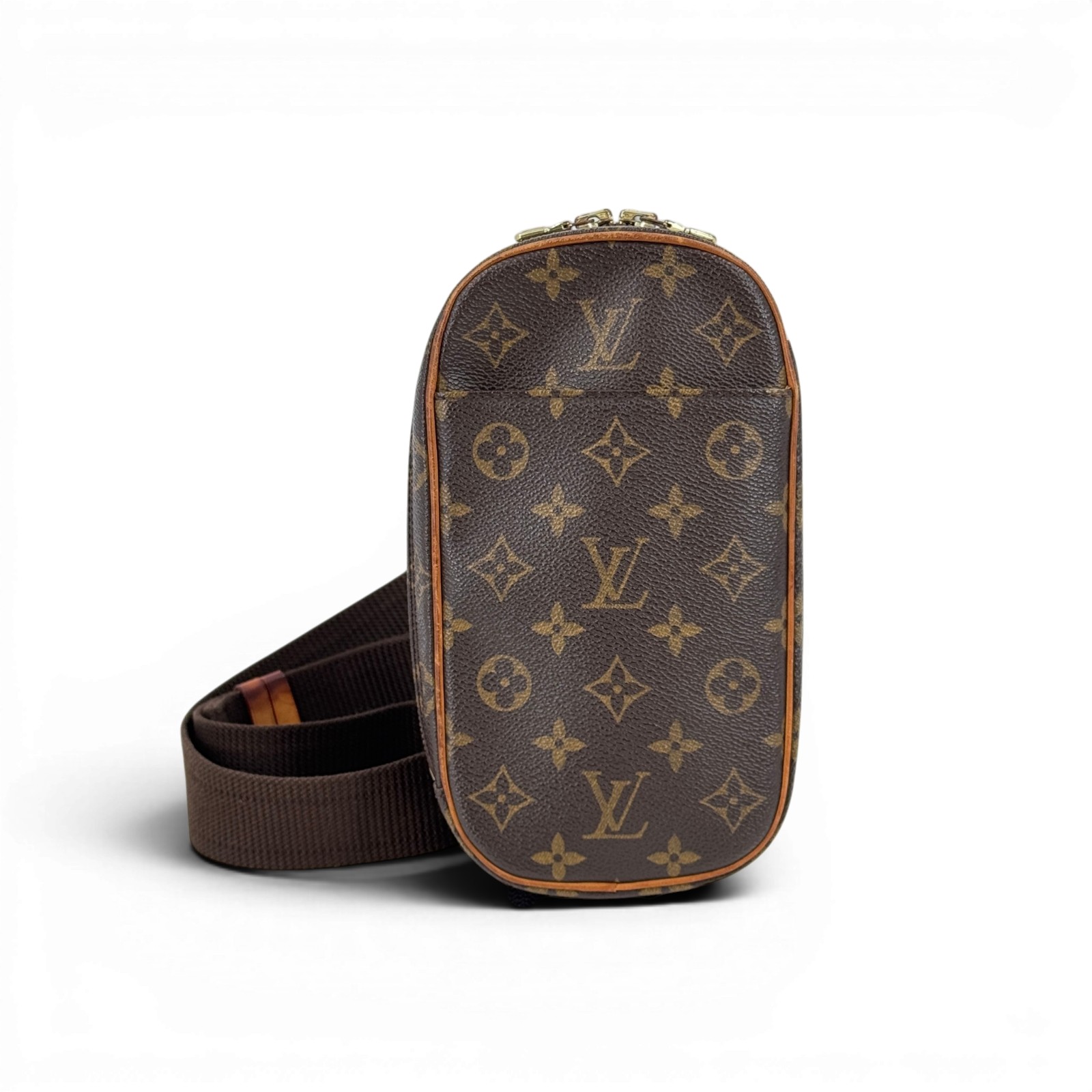【中古】LOUIS VUITTON モノグラム ポシェットガンジュ M51870 ショルダーバッグ