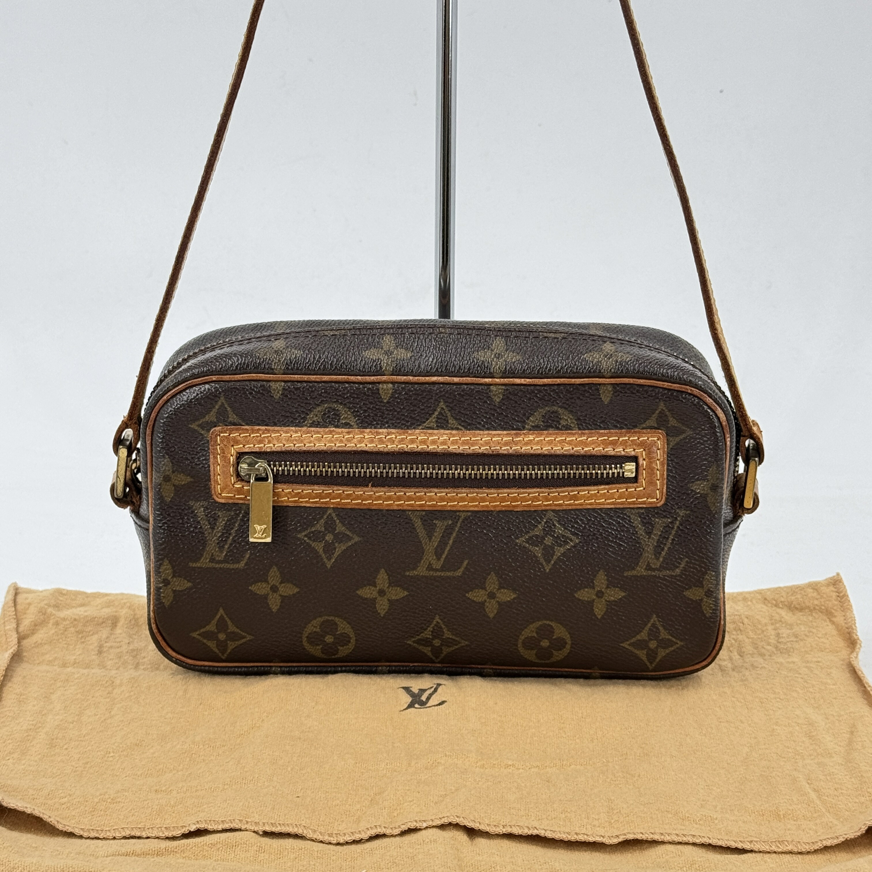 【中古】LOUIS VUITTON ポシェットシテ PM モノグラム帆布 赤銅色 ショルダーバッグ M51183