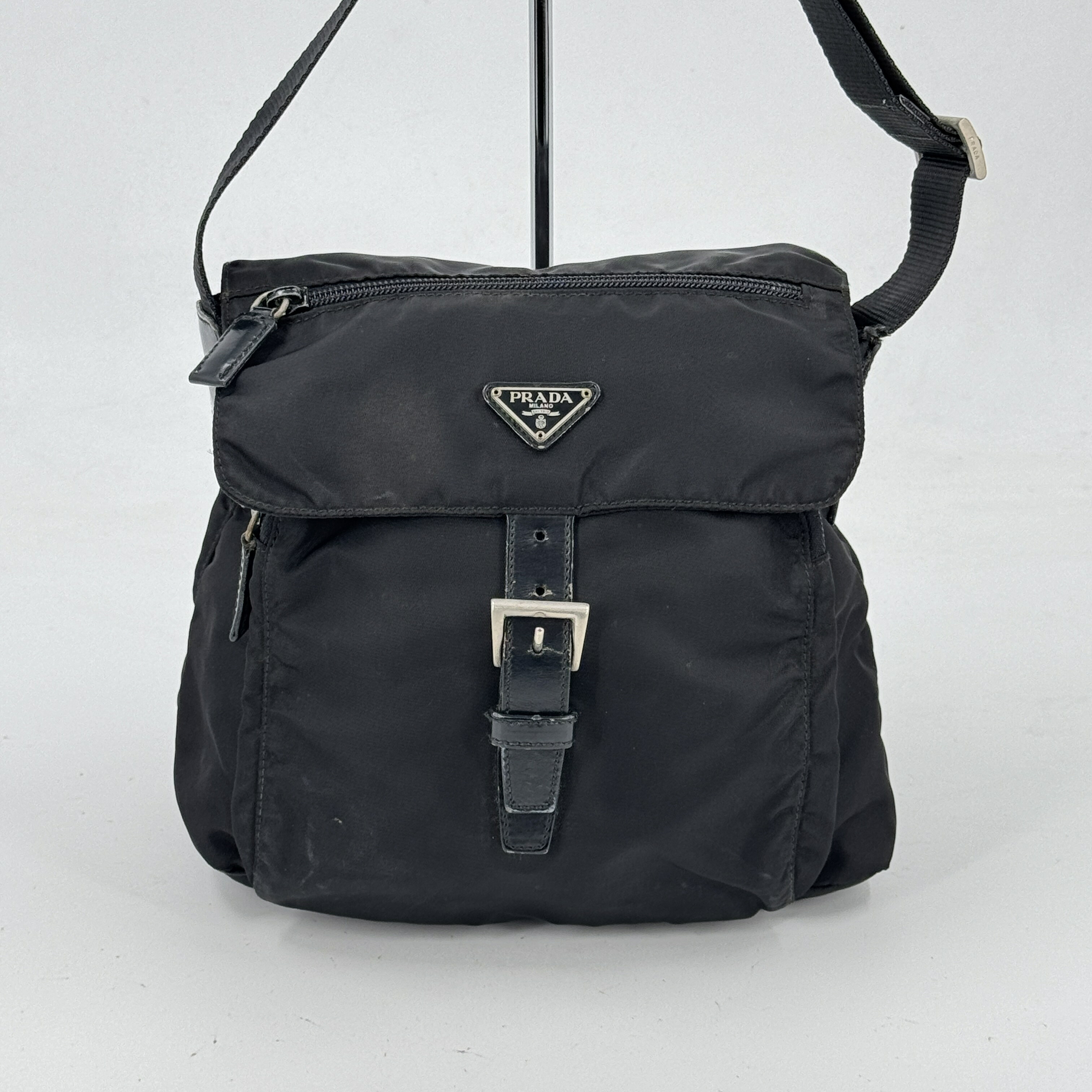 【中古】PRADA ミラノ テスートナイロン ブラック ショルダーバッグ|Tibi Trunk 店