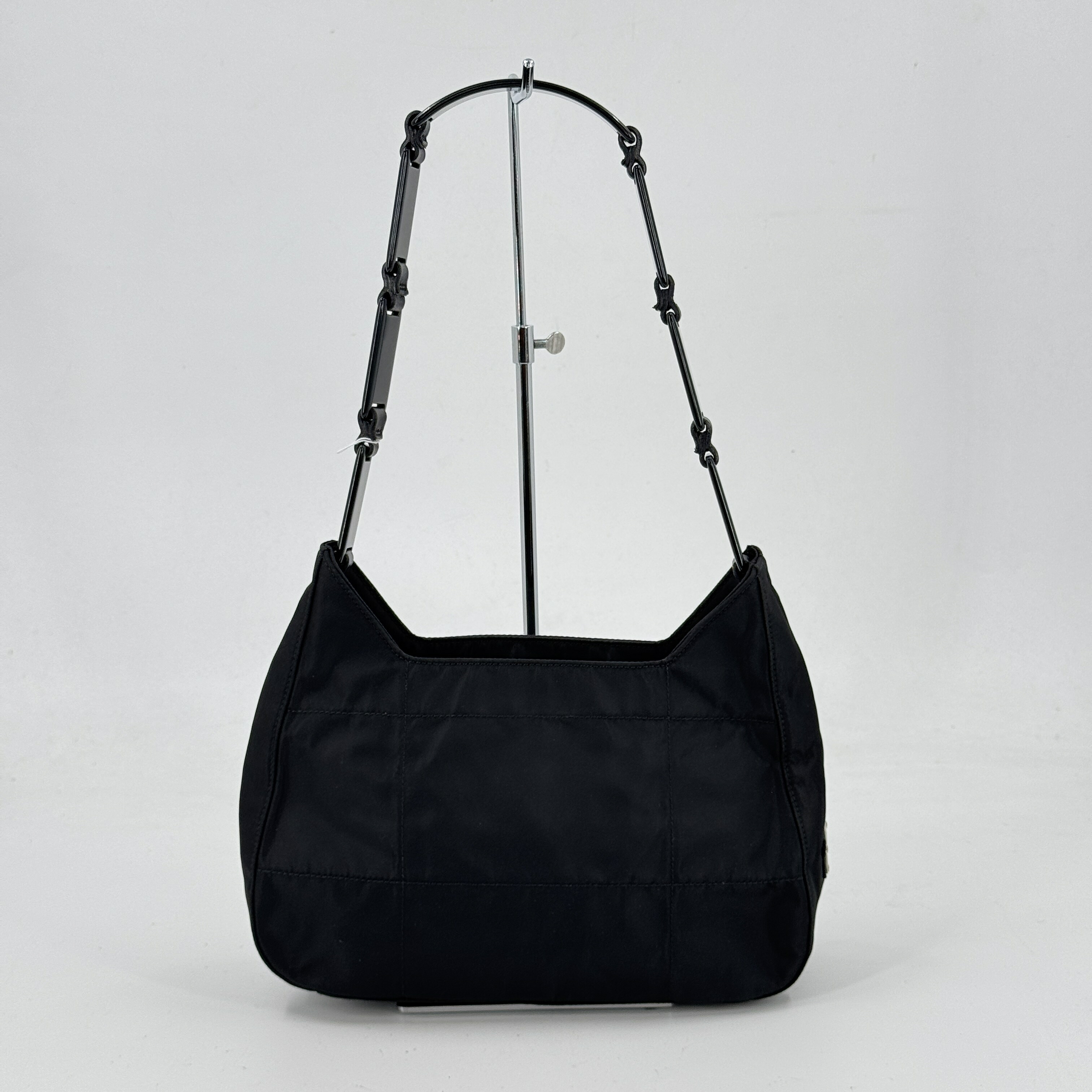 【中古】PRADA ミラノ テスート ナイロン ブラック ワンショルダー｜Tibi Trunk　店
