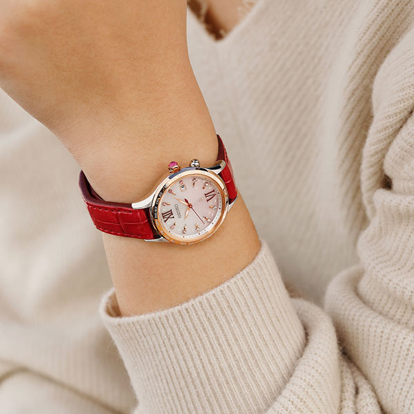 楽天市場 Seiko Lukia セイコー ルキア Sakura Blooming Limited Edition 桜日和 ソーラー電波 腕時計 レディース Ssvv052 Tictac