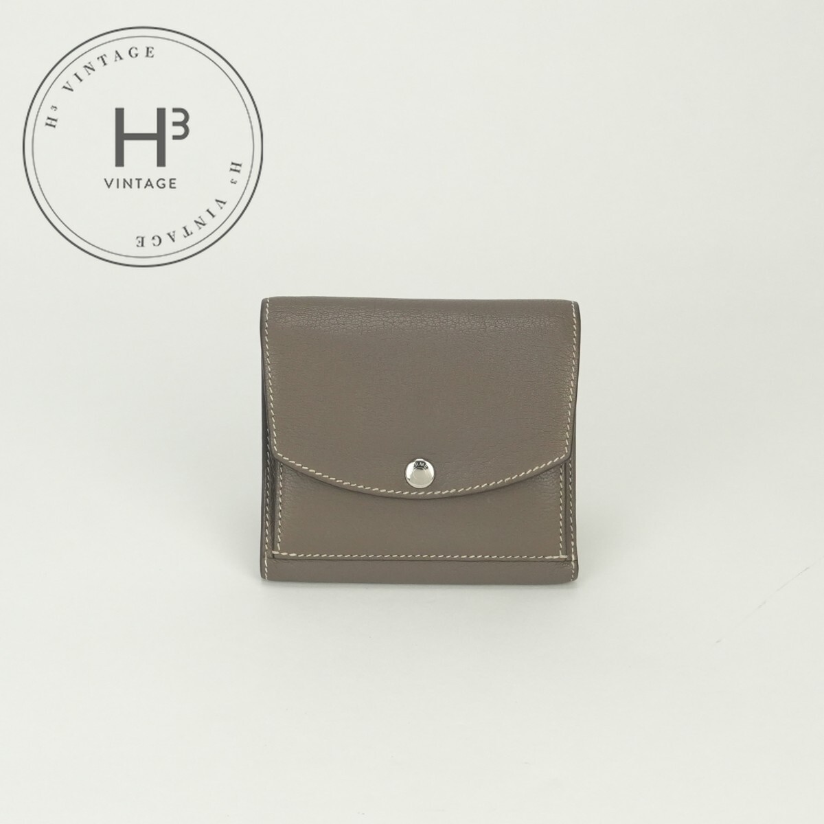 エルメス HERMES ティル 銭入れ 二つ折り銭入れ ミニ銭入れ ミニウォレット シェーブル エトゥープ Etoupe 薄墨色 Gray しろがね色金具