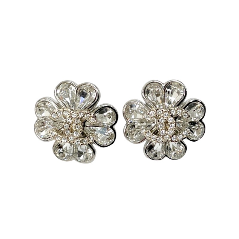 CHANEL　シャネル　ロングピアス　ハート　シルバー CHANEL - CHANEL シャネル ロングピアス ハート シルバーの通販
