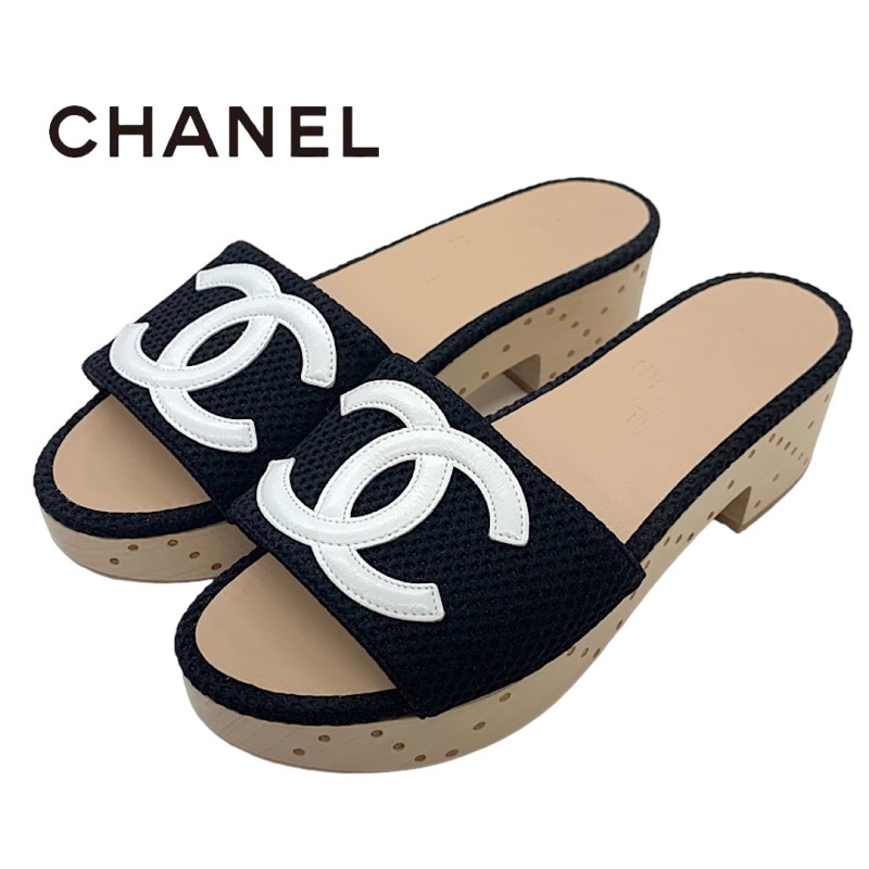 CHANEL シャネル　ベージュ　ミュール　ヒール　サンダル　靴 シャネル】サンダル ベージュ メタルで高級感UP☆ (CHANEL