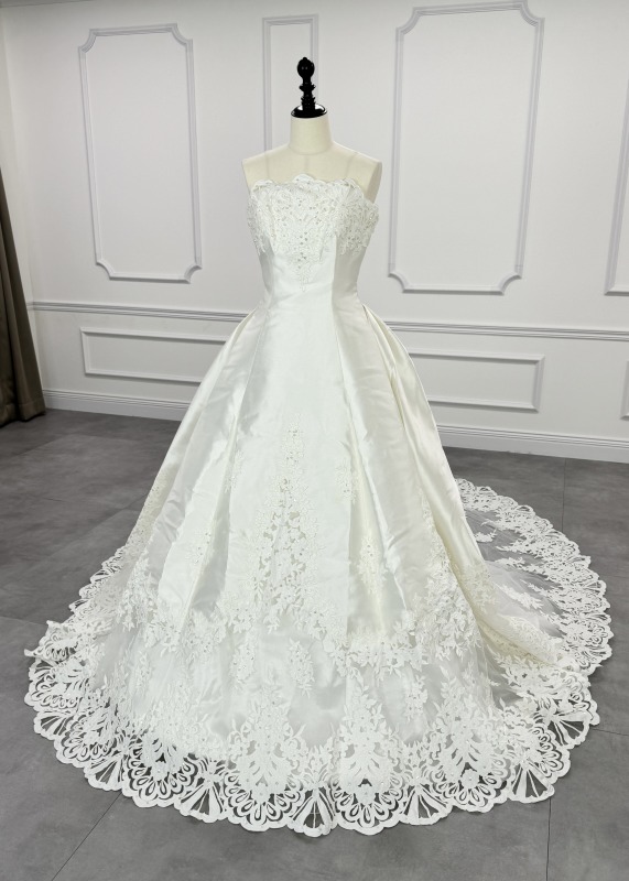 楽天市場】べレッツァベラ bellezzabella Aライン ウェディングドレス