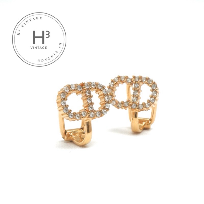 クリスチャンディオールイヤリングPETITCDクリップオンスタッドイヤリング片耳 DIOR | Petit CD クリップオン スタッドイヤリング メタル & クリスタル