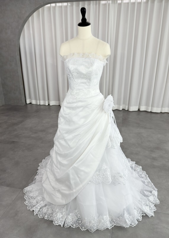 楽天市場】アヴィカ Avica LUANA-3 Aライン ウェディングドレス