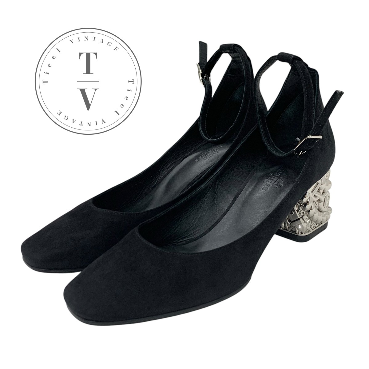 HERMES フラットシューズ スエード 刺繍 ブラック 1284A HERMES フラットシューズ スエード 刺繍 ブラック 1284A HERMES