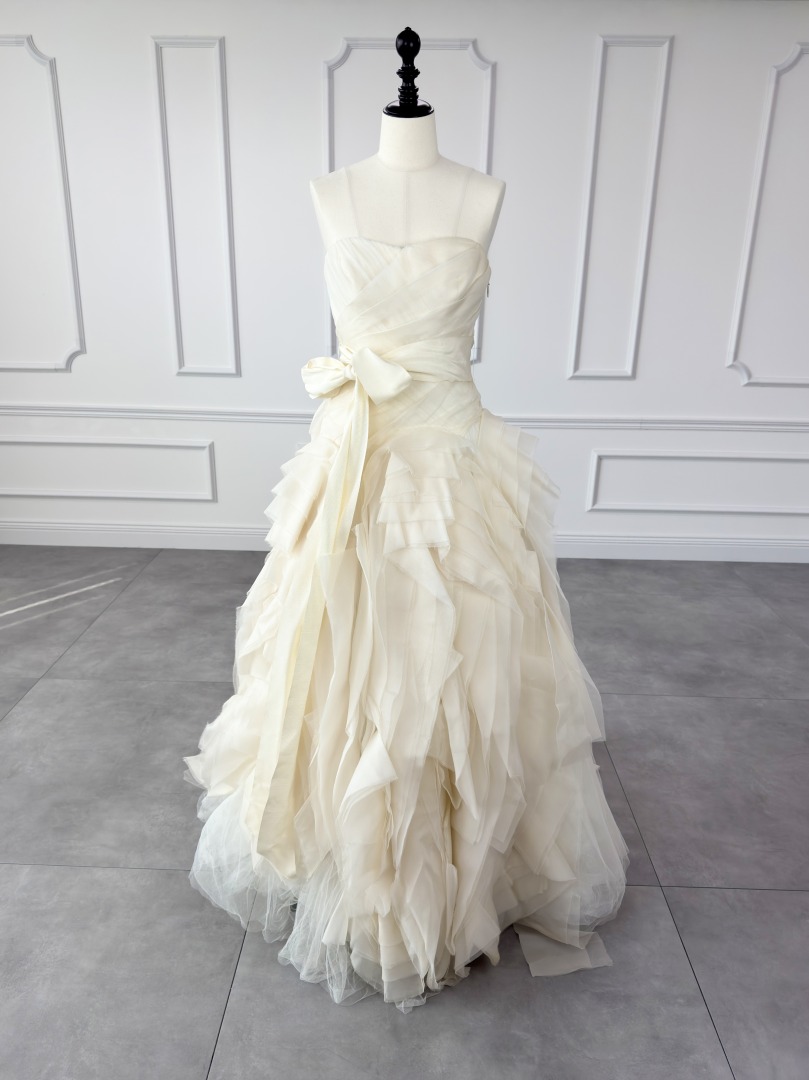 ヴェラウォン　オクタビア Octavia | ブライド | TAKAMI BRIDAL | ウエディングドレス