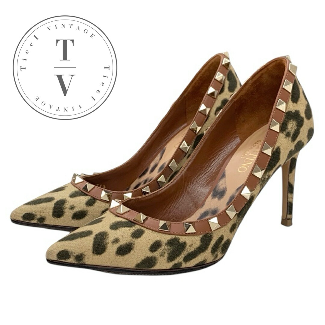 9/3迄の限定値下げ！【極美品】VALENTINO スタッズフラットシューズ ロックスタッズ フラットスライドサンダル for ウィメンズ