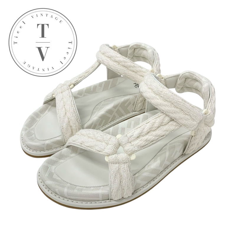 FENDI FF ロゴ スライドサンダル サイズ9 楽天市場】FENDI フェンディ FF Logo Slider Slippers 7X1233 A7MP