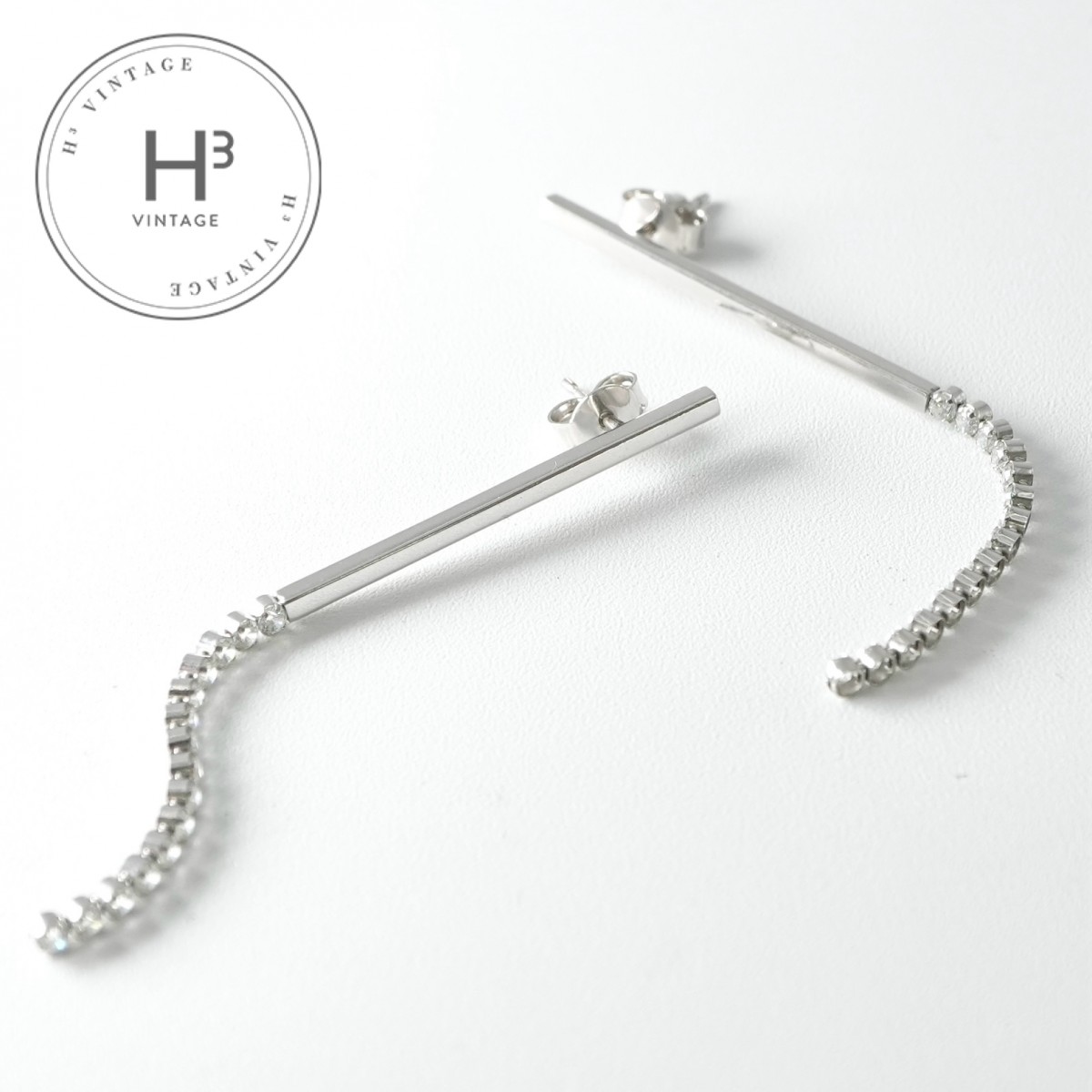 セリーヌ　ピアス　925刻印　付属品なし 楽天市場】CELINE セリーヌ ピアス PERLS EARRINGS 46W796BPE