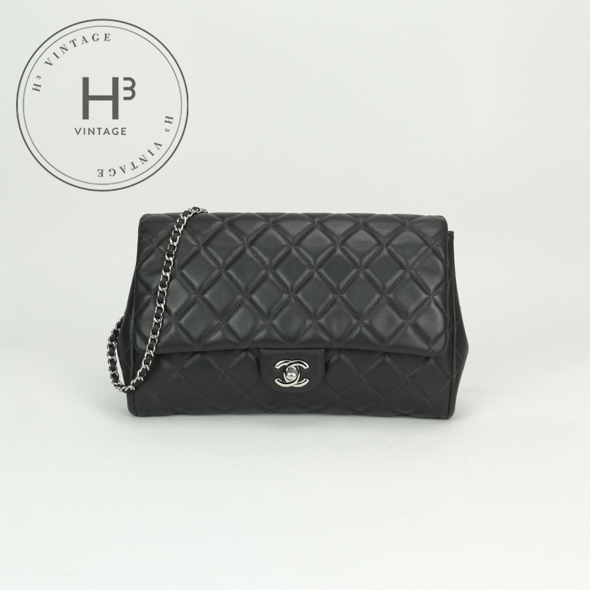 シャネル CHANEL マトラッセ バッグ ショルダーバッグ ラムスキン グレー gray シルバー金具 ココマーク ターンロック　ダブルフラップ　Wフラップ　ダブルチェーン