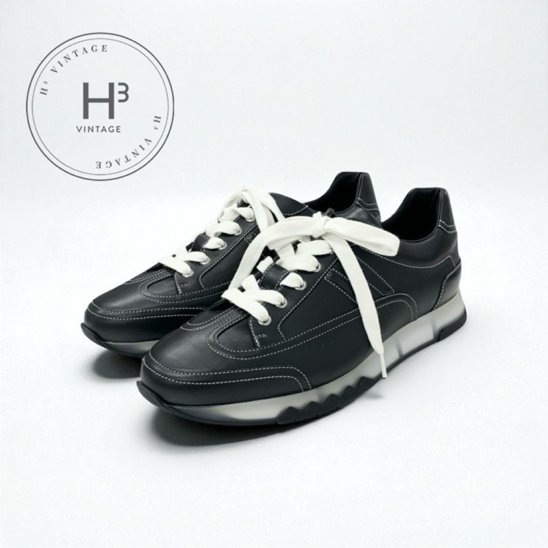 エルメス トレイル スニーカー(41) スニーカー 《トレイル》 - ブラック | Hermès - エルメス-公式