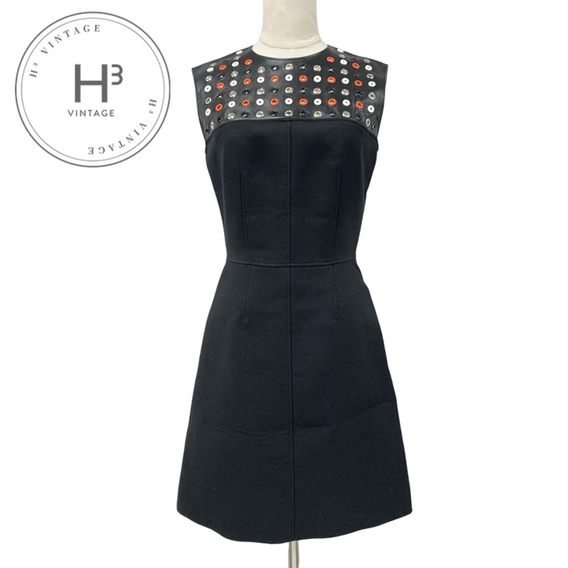 ルイ・ヴィトン フリルデザイン ワンピース ブラック ルイ・ヴィトン フリルデザイン ワンピース ブラック