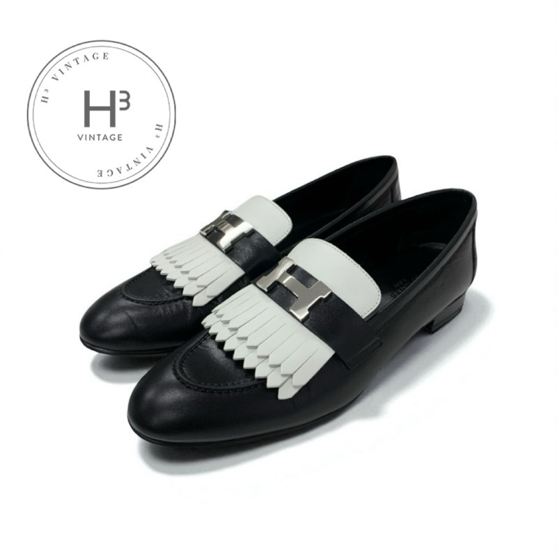 エルメス HERMES ロワイヤル 置き目毛革 革靴 靴 シューズ なめし革 黒いこと 白いこと 黒 H金具 フリンジ モカシン 坦々たるシューズ