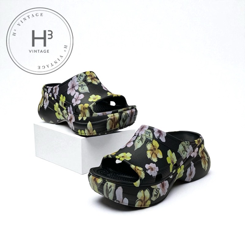 新品未使用 Balenciaga バレンシアガ　サンダル　ミュール　クロックス BALENCIAGA BALENCIAGA×CROCS バレンシアガ クロックス POOL RUB SLIDE