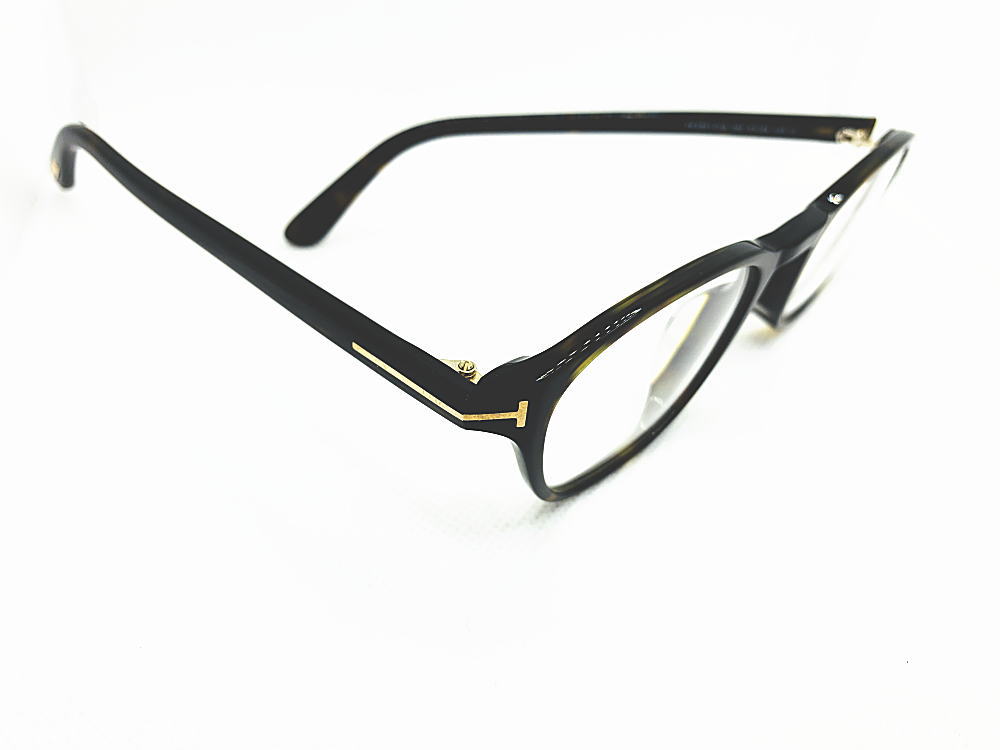 TOM FORD（トムフォード） TF5591-D-B 052 正規品 新作 定価49500円