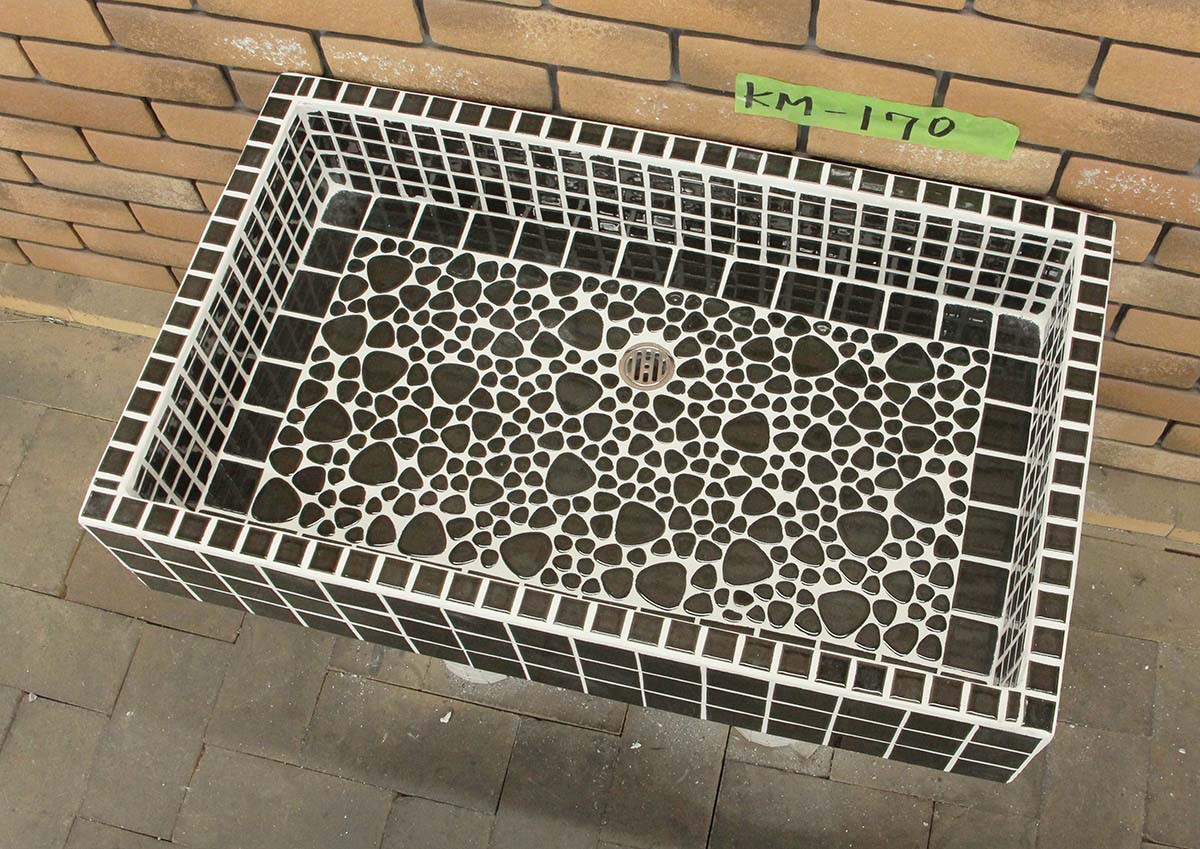 庭園シンク 瓦流し台昭和レトロ、モザイック瓦張り、KM続きもの KM-170 手作り庭園シンク 室内装飾 着飾る 年より老人ホームなどにも大一般受けです