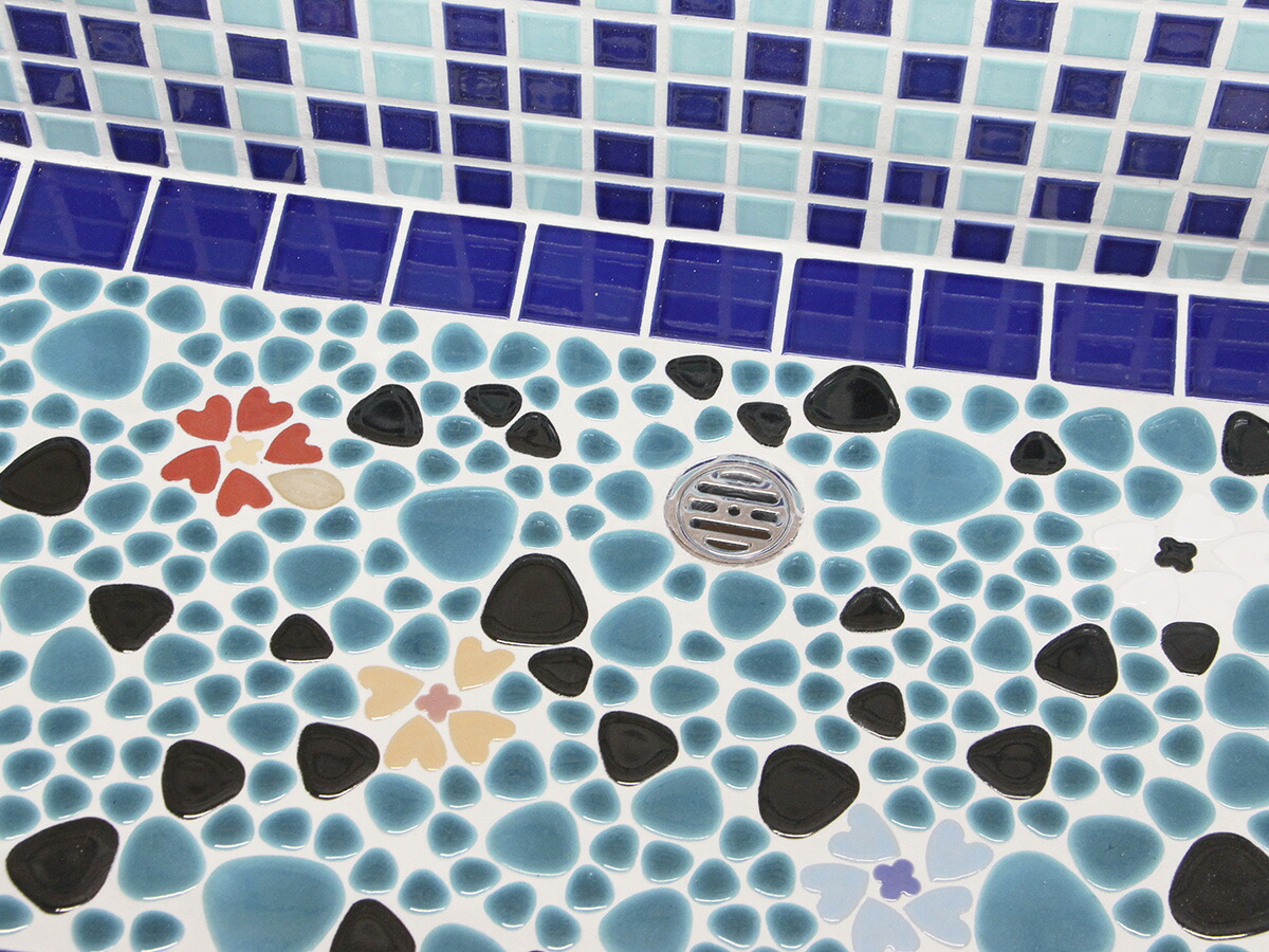 ガーデンシンク タイル 流し台 昭和レトロ モザイクタイル張り Mサイズm 1334 手作りガーデンシンク タイル流し台 エクステリア お洒落 老人ホームなどにも大好評です Rvcconst Com