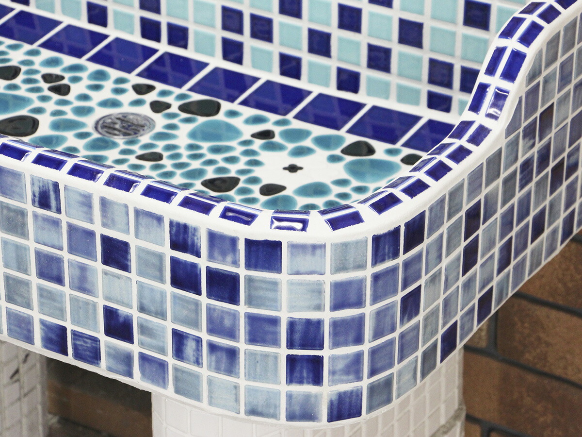 ガーデンシンク タイル 流し台 昭和レトロ モザイクタイル張り Mサイズm 1334 手作りガーデンシンク タイル流し台 エクステリア お洒落 老人ホームなどにも大好評です Rvcconst Com