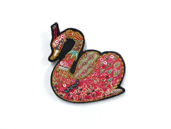 【KLAUS HAAPANIEMI &times; KEIJI TAGAWA】　Astral Swan Brooch Large【＊】｜田川啓二ビーズ刺繍チリアショップ