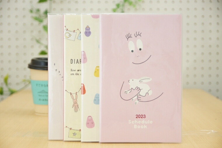 【楽天市場】【予約★10月下旬発送】 GREETINGLIFE グリーティングライフ 2023年1月始まり(2022年12月始まり) 手帳 月間式(月間ブロック) A5 スリムノート 【楽天市場】【予約★10月下旬発送】 GREETINGLIFE グリーティングライフ 2023年1月始まり(2022年12月始まり) 手帳 月間式(月間ブロック) A5 スリムノート