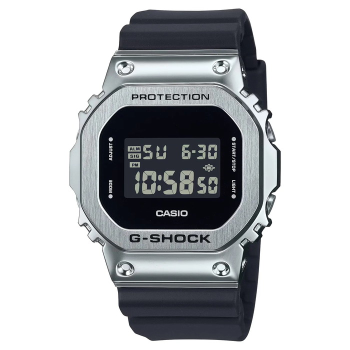 【10年保証】CASIO G-SHOCK カシオ Gショック GM-5600U-1 腕時計 時計 ブランド メンズ キッズ 子供 男の子 デジタル 日付 カレンダー 防水 ブラック 黒 シルバー ギフト プレゼント