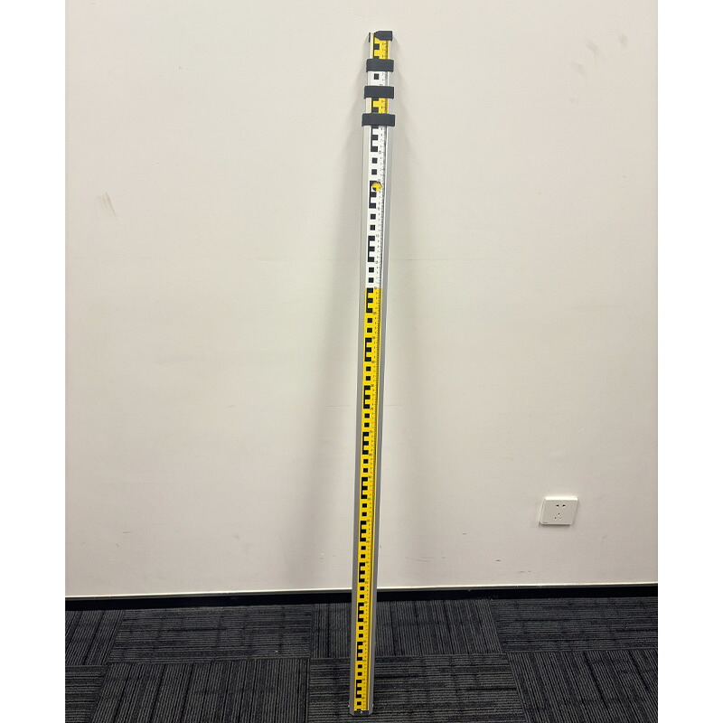 【正規輸入品】 オートレベルDLS-15用/DLS-30用アルミスタッフ NSA-50M【STEC】※単品でのご注文は承れません。必ずSOUTH社「オートレベルDLS-15またはDLS-30」とあわせてご注文ください。