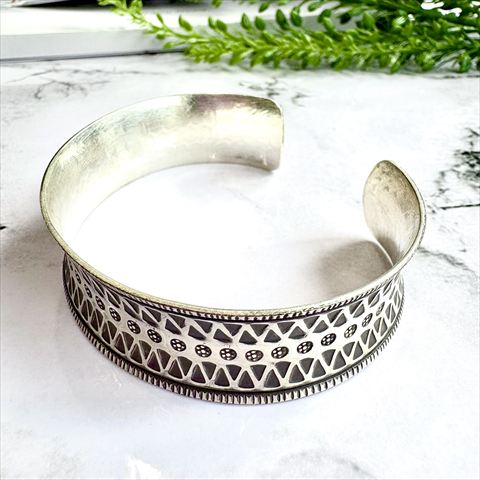 タイラthairaカレンシルバーバングル karen silver bangle #thaira #タイラ #thaira_2022