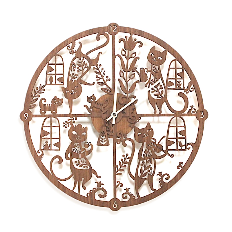 Etno Design（エトノデザイン）柱時計THE HOURS OF CATS\u0027 JOY 《ともし火色つや》