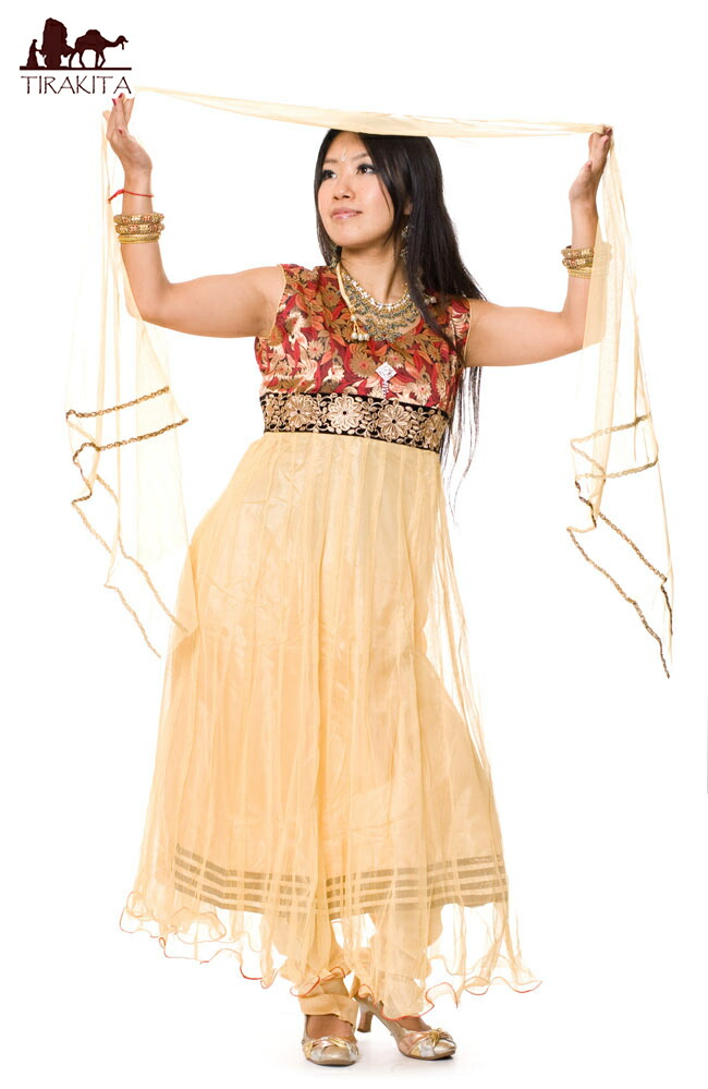 送料無料 サルワール パンジャビ ドレス3点セット パンジャビ 赤 レディース インド パンジャビドレス パンジャービードレス サルワール カミーズ 民族衣装 レディース エスニック衣料 アジアンファッション エスニックファッション インド雑貨 アジア雑貨 Tirakita