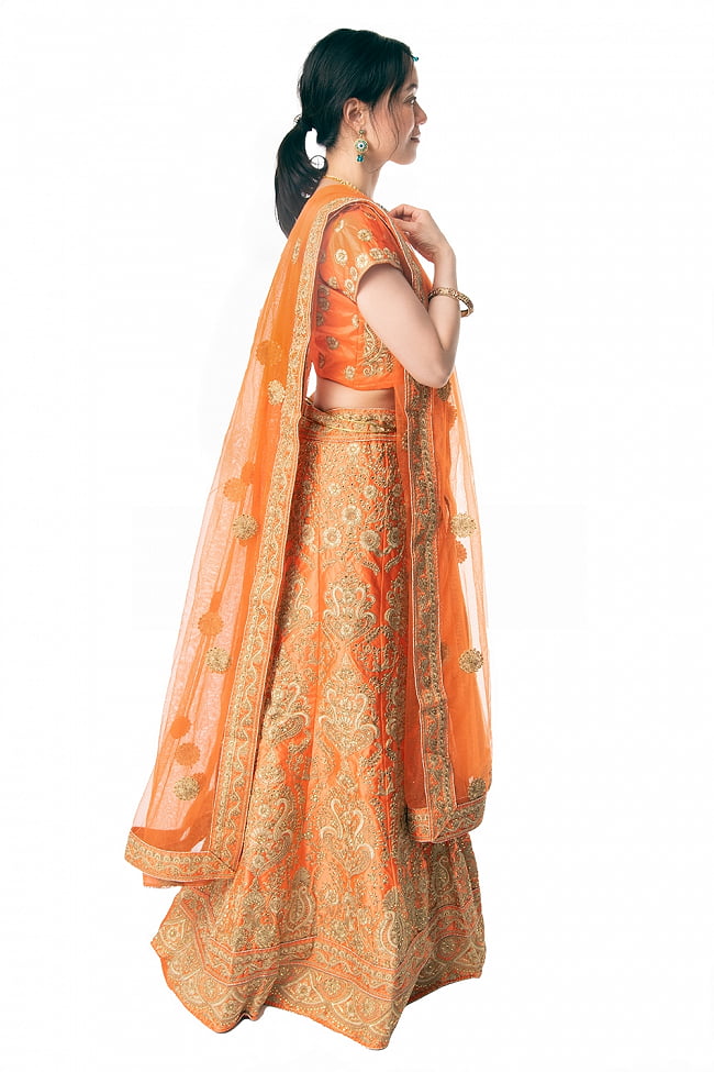 送料無料 1点物 インドのレヘンガドレスセット 民族衣装 オレンジ パーティードレス オレンジ コスプレ ウェディングドレス 民族衣装 サリー レディース 女性物 エスニック衣料 アジアンファッション エスニックファッション インド雑貨 アジア雑貨 Tirakita送料