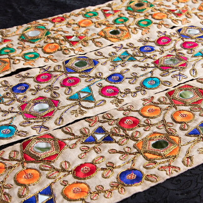 チロリアンテープ ロール売 ミラーワーク ゴータ刺繍 チロルテープ 手芸 手芸用品 インド アジア 布 ファブリック エスニック