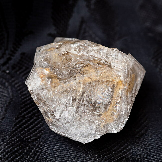 【送料無料】 〔一点物〕ダイヤモンドクォーツ ダイヤモンド水晶 原石 天然石〔68g〕 / Diamond Quartz クリスタル パワーストーン タロットカード オラクルカード 浄化 宝石の原石 ガーネット 量り売り エスニック インド アジア 雑貨【レビューで1000円クーポン プレゼント